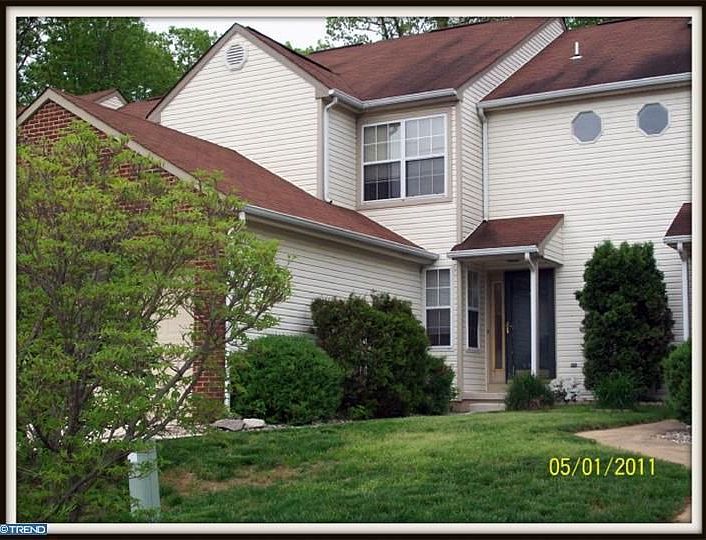 1st image of 115 Tuckahoe Ln