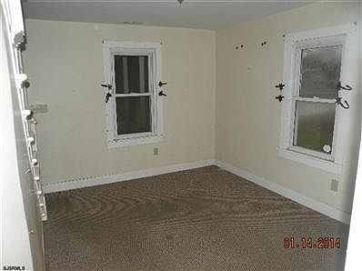 5th image of 1836 North Ave
