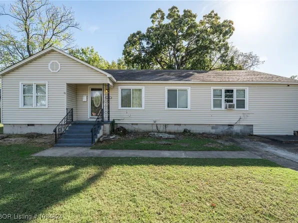 2018 S U St, Fort Smith, AR 72901