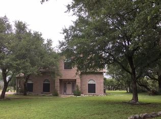 605 W Oak Ridge Dr, Marble Falls, TX 78654