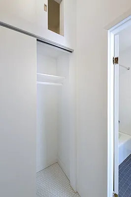 Rented by Aether Property Group | media 8