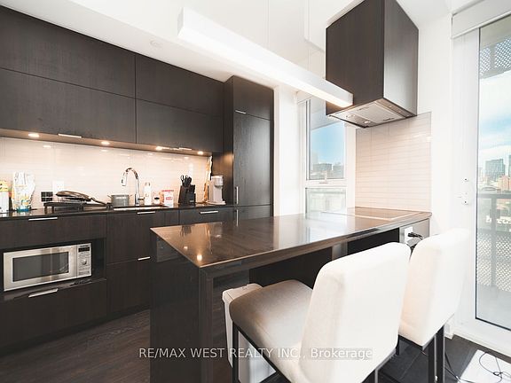 5th image of 15 Lower Jarvis St #514