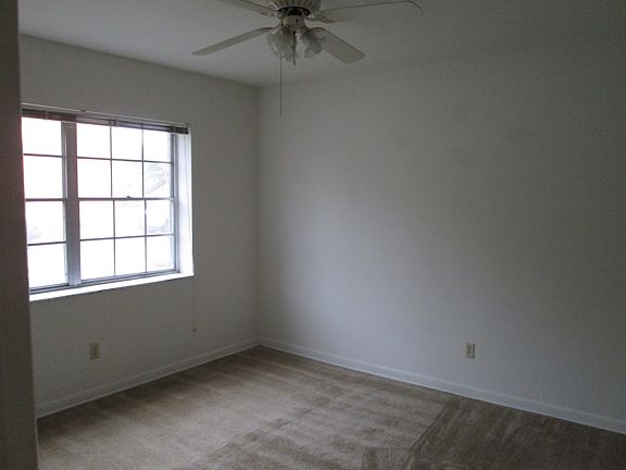 4th image of 121 E Davis Boulevard First Floor