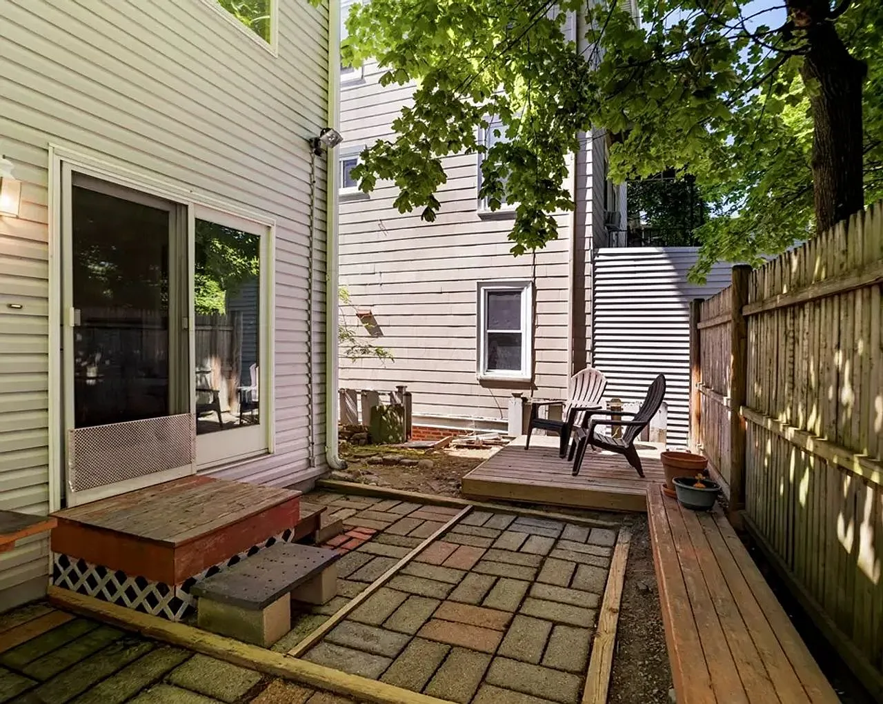 West Somerville / Tufts University / East Arlington area, 3 bedroom, 1 bathroom apartment — Photo 3