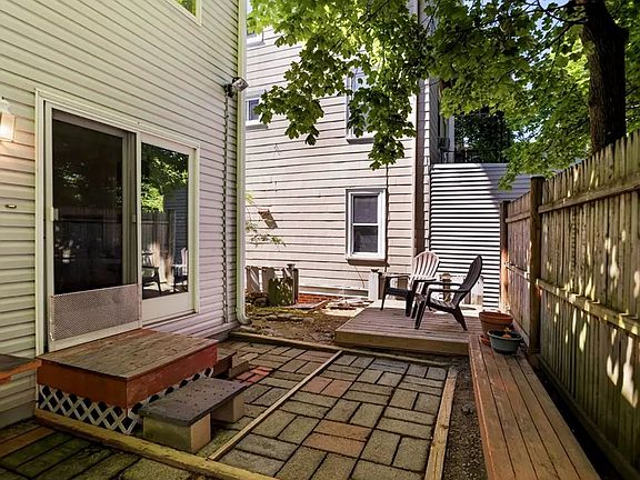 3rd image of 55 Waterhouse St