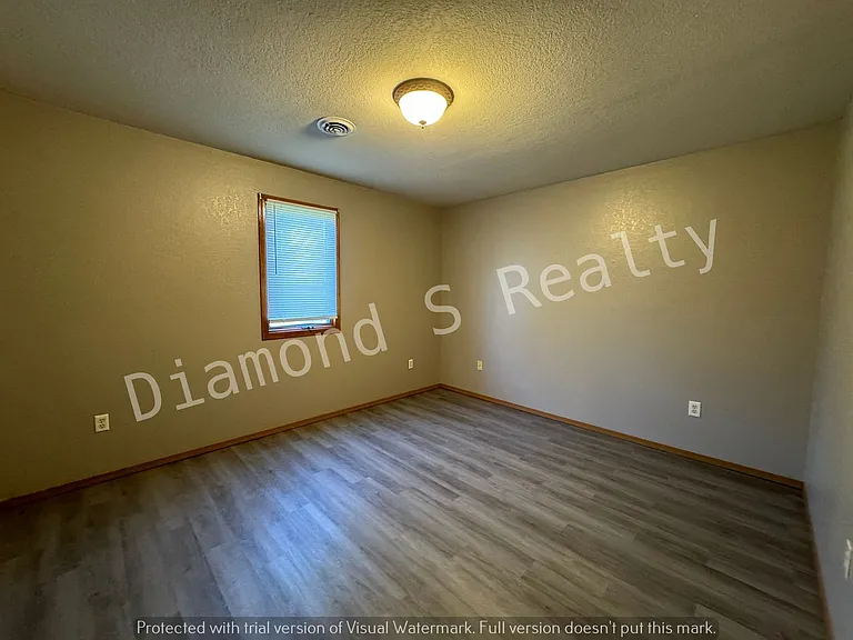Fogle Apartments — Photo 12
