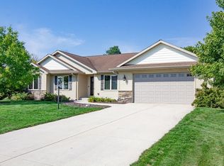 5112 Green Meadow Pl, Sheboygan, WI 53083