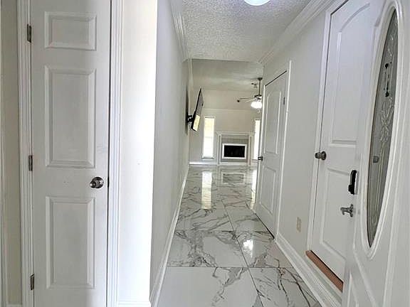 3rd image of 11 Kerney Ct