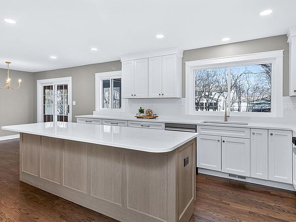 3rd image of 4003 Cumnor Rd