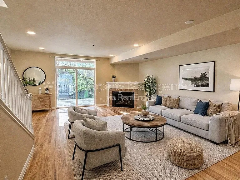 3030 Wyandot St #7 — Photo 3
