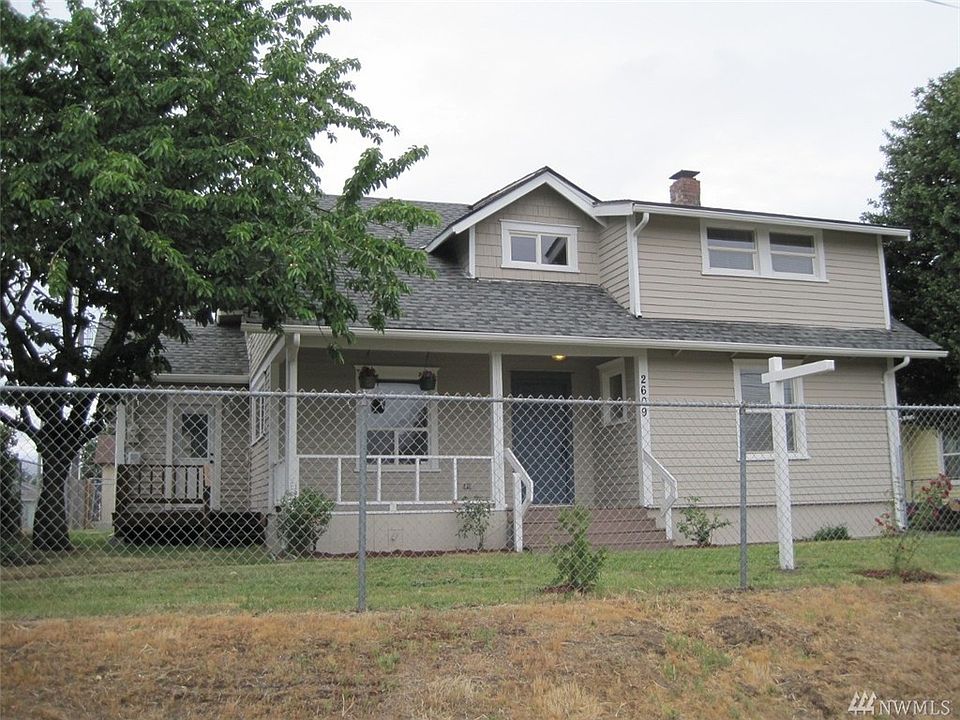 1st image of 2609 S 54th St