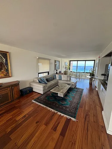 1650 Ala Moana Blvd Photo 1