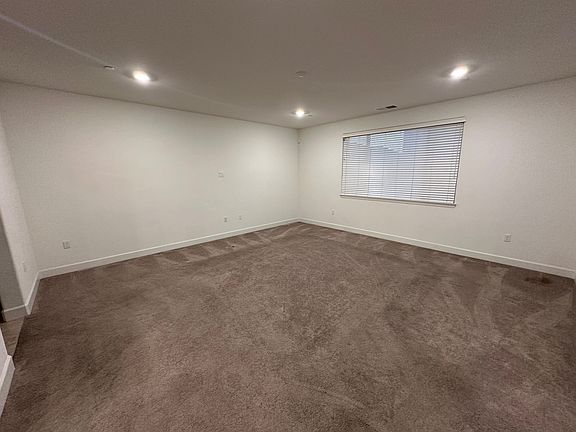 5th image of 5925 Lakestone Dr
