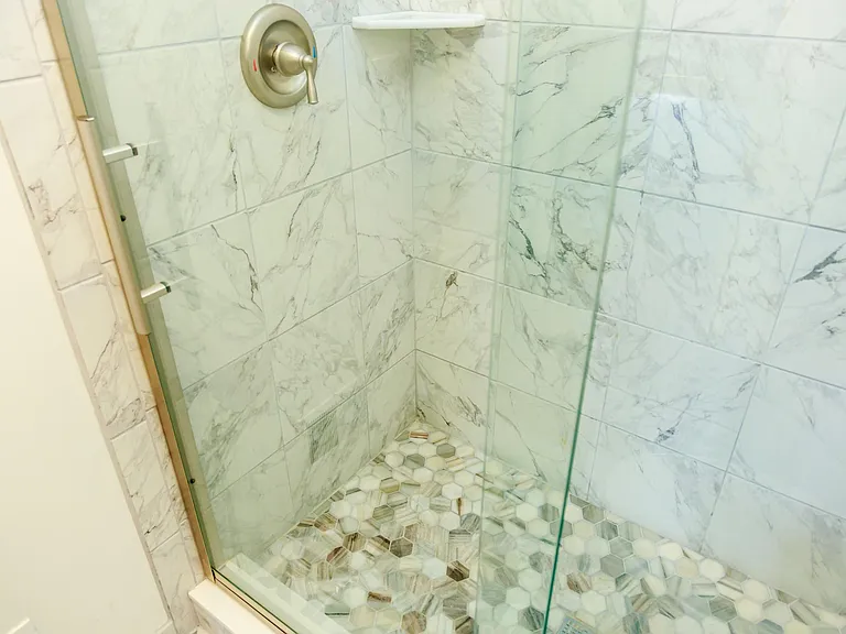 716 Eton Ct — Photo 23