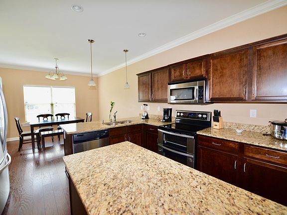 3rd image of 13609 Quiet Glen Ct