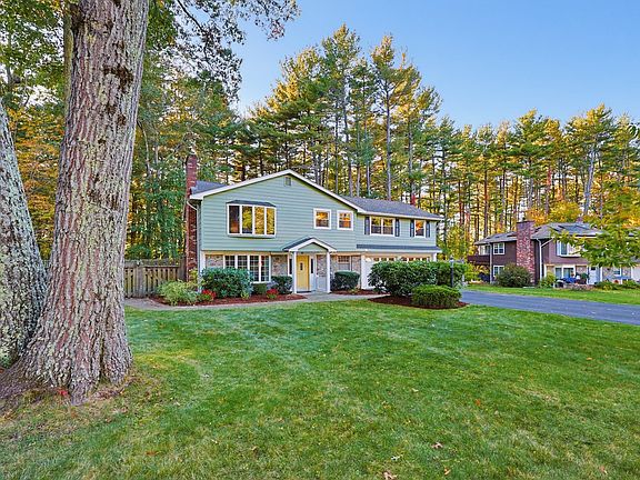 3rd image of 38 Ledgewood Rd