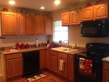 2nd image of 218 Park Dr
