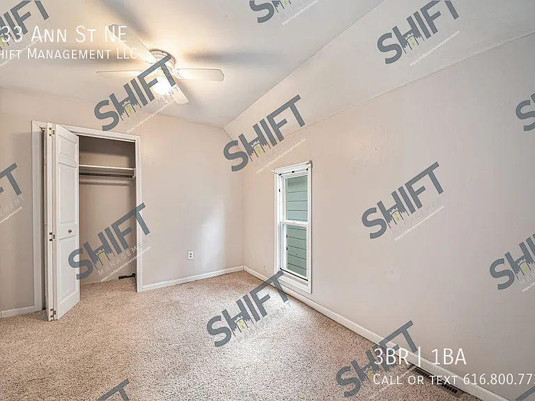 233 Ann St NE — Photo 11