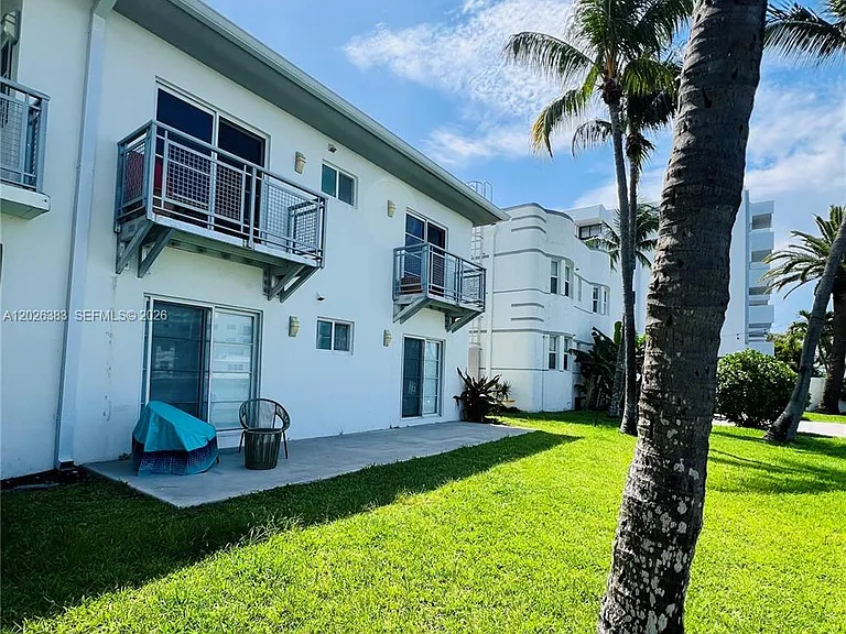 6905 Bay Dr #13 — Photo 13
