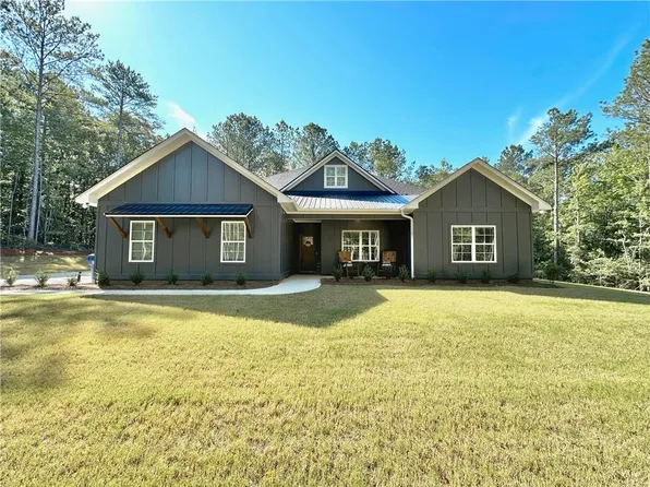 1166 Lee Road 357, Valley, AL 36854