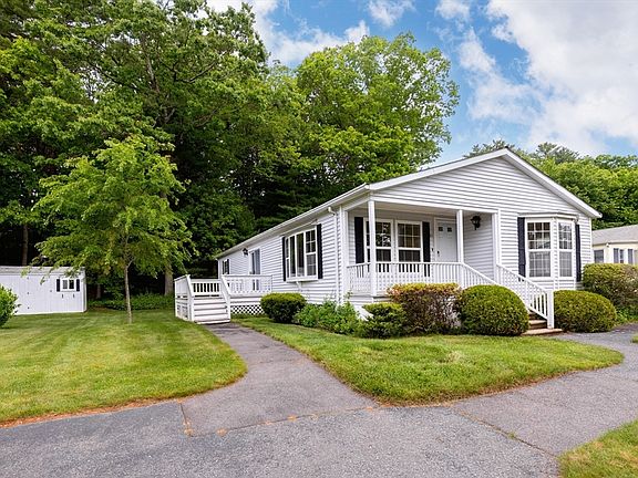 4th image of 57 Mountain Ash Dr