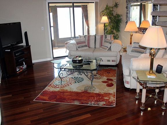 4th image of 2037 Cornell Pl