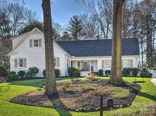 5831 Lansing Dr, Charlotte, NC 28270