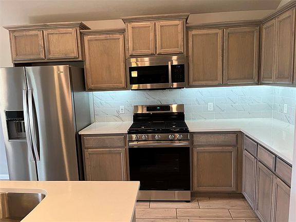 2nd image of 2130 E Arcady Ave