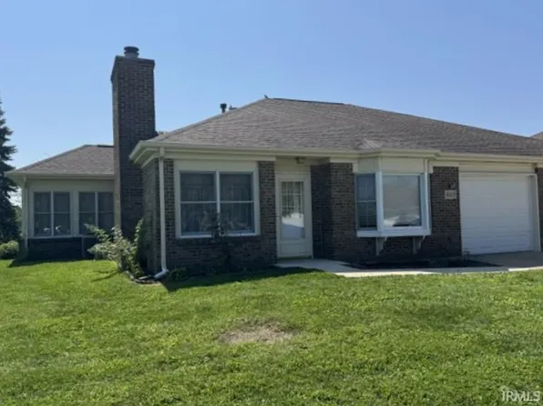 449 Southwood Dr, Tipton, IN 46072