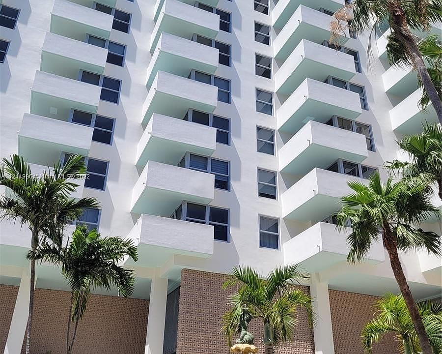 1st image of 2899 Collins Ave APT 606