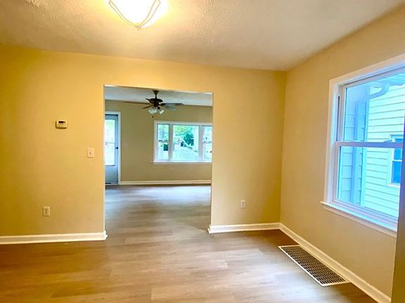 5th image of 4828 E 85th St #0