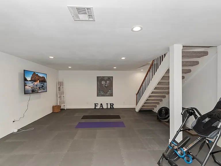 49155 Avenida Fernando — Photo 32