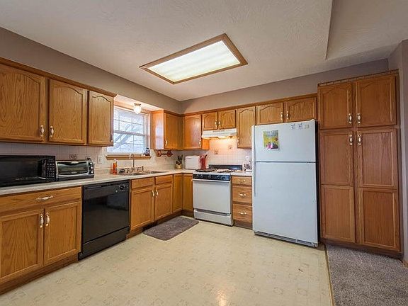 5th image of 120 Mcdaniel Street