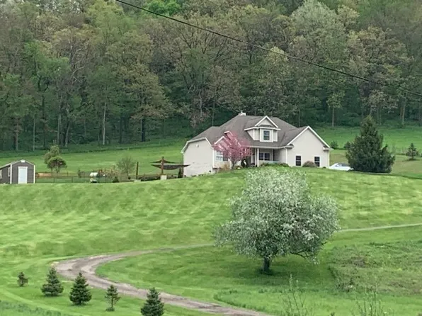 26912 Section Hollow Ln, Richland Center, WI 53581