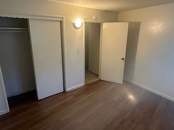 4th image of 1409 Howard Rd APT 3