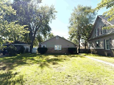 1521 Lincolnway E, Mishawaka, IN, 46544