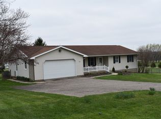 1787 S Kohler Rd, Orrville, OH 44667