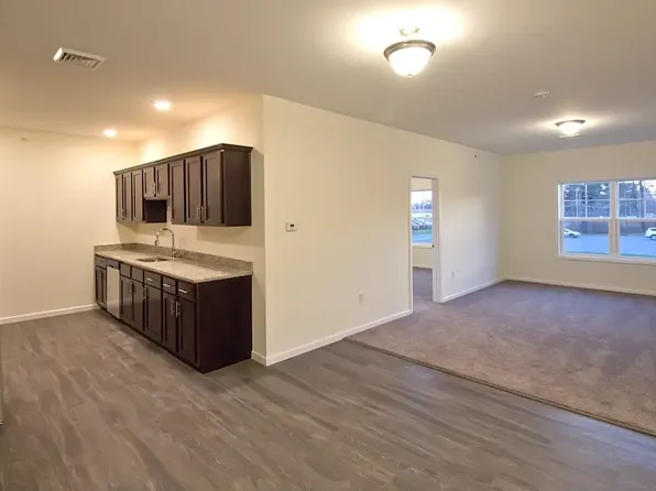 Five Mile Square, 1491 Highway 50 #Adefcbb9c, Ballston Spa, NY 12020