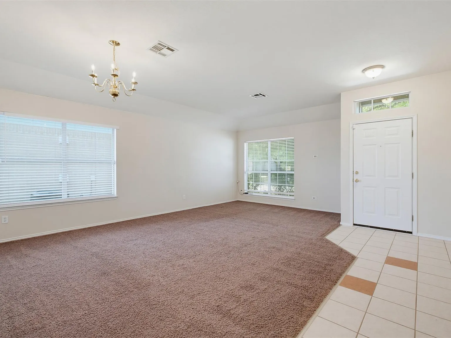 3 bed, 2.0 bath, 1692 sqft, $1,850 — Photo 4