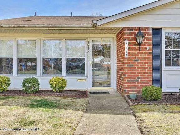 4th image of 1051A Argyll Cir