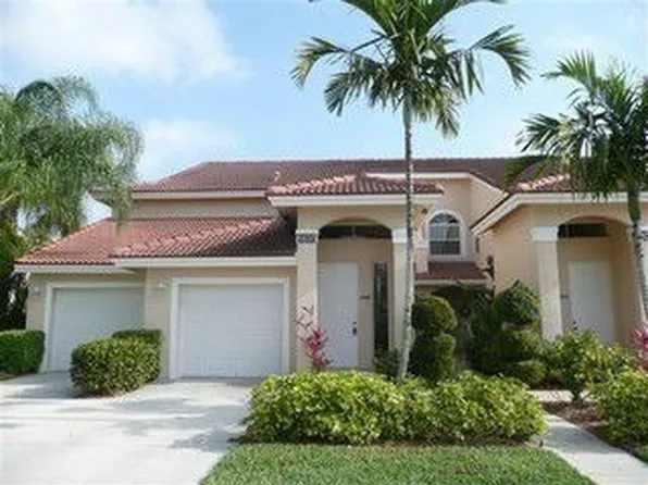 6855 Huntington Lakes Cir APT 201, Naples, FL 34119