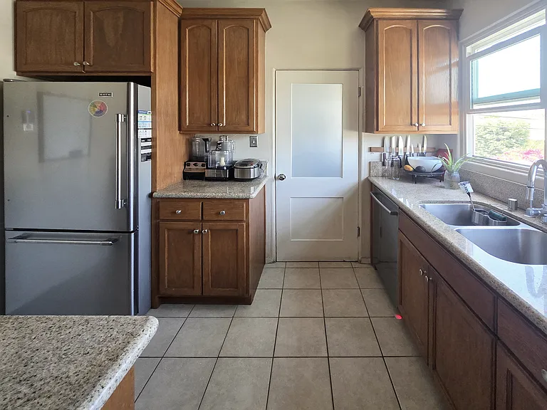 1375 Hauser Blvd #1375 — Photo 8