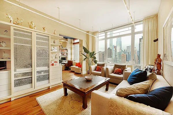 Sold by The Elhanani Group, Inc | media 8