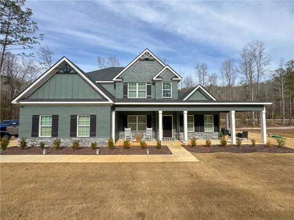 423 Lee Road 357, Valley, AL 36854