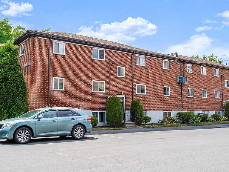 68 Bryon Rd #3 — Photo 3
