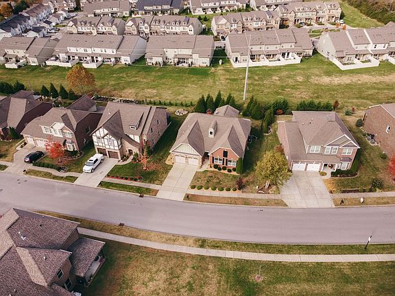 5th image of 2553 Westerham Way