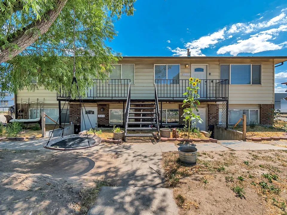 521 W Tiffany Town Dr