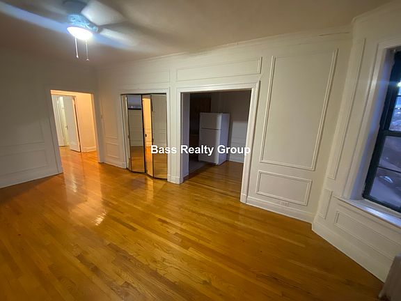 3rd image of 5124 S Harper Ave #C1