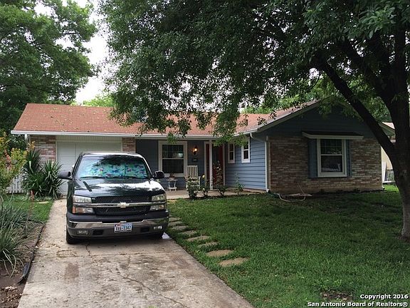 2nd image of 510 Willow Dr