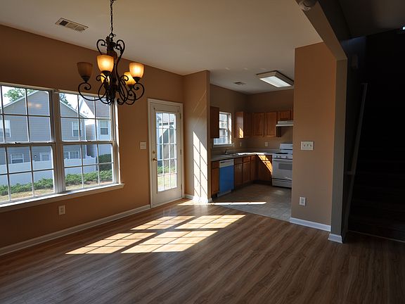 5th image of 4513 Yellow Sash Ct